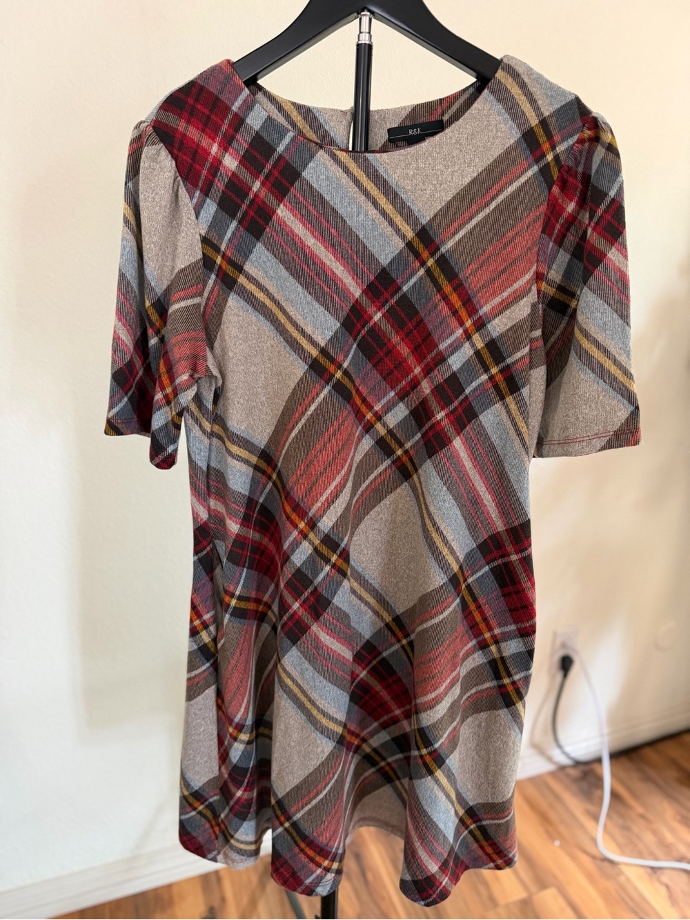 R&K Short Sleeve Plaid Tee in Red, Gray and Blue